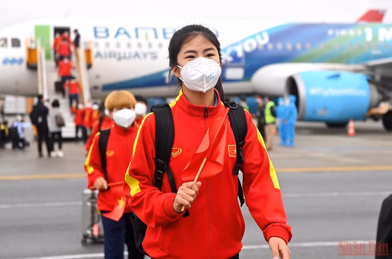 Homecoming ceremony for women’s football squad after historic World Cup ticket ảnh 1