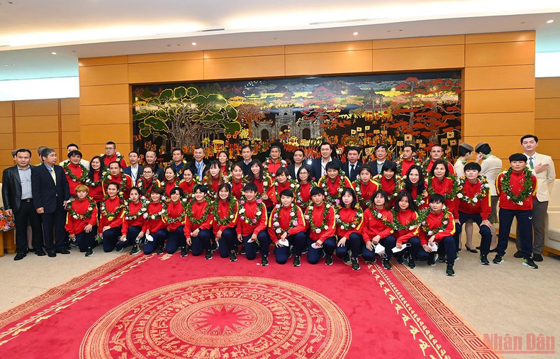 Homecoming ceremony for women’s football squad after historic World Cup ticket ảnh 8 Homecoming ceremony for women’s football squad after historic World Cup ticket ảnh 8