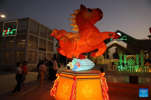 People visit a lantern festival to celebrate the upcoming Chinese New Year at the Family Park in Cairo, Egypt, on Feb. 14, 2026. (Photo: Xinhua)