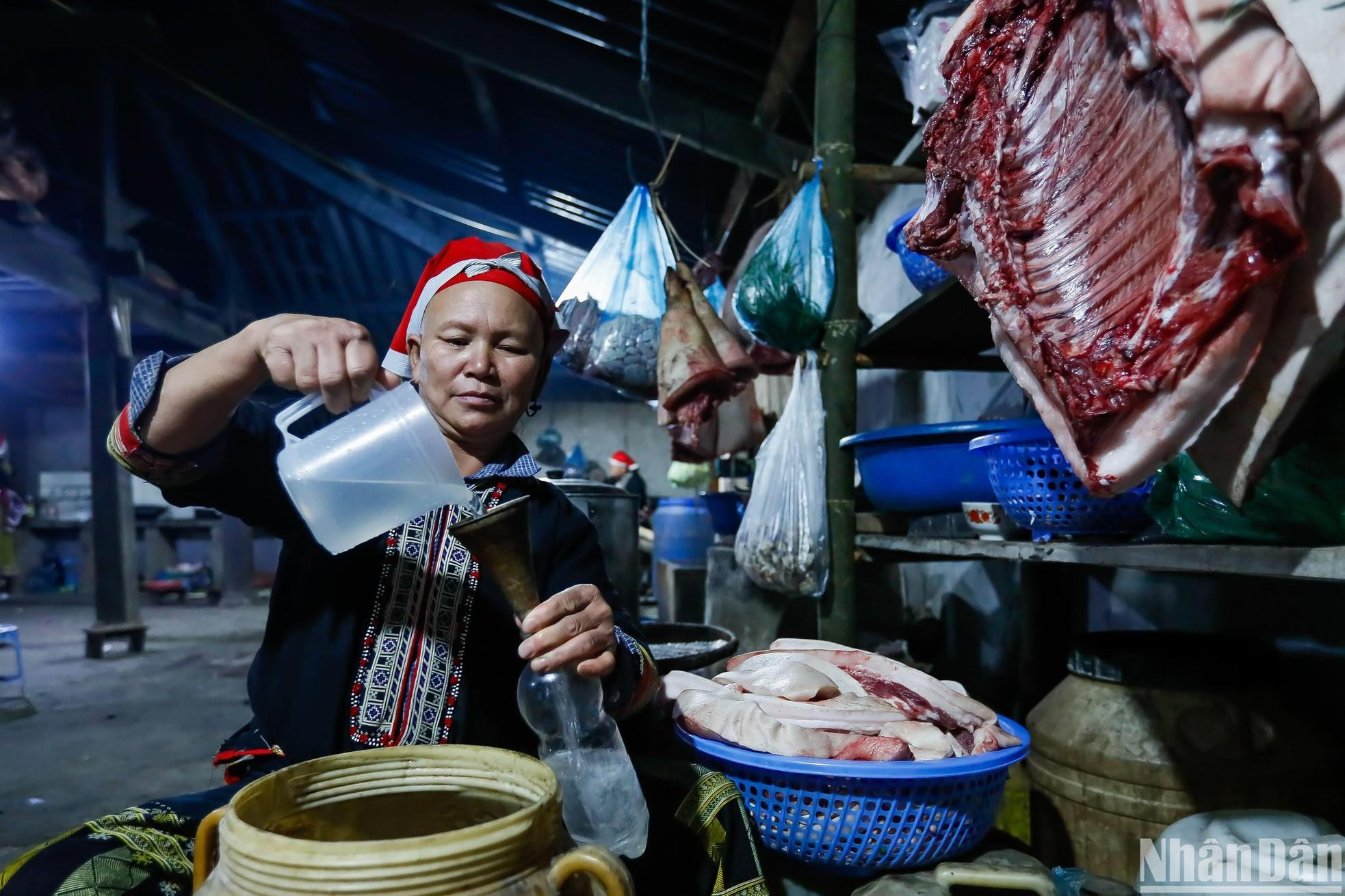 Meanwhile, women sit in a separate area and handle logistics to serve the ceremony. Meanwhile, women sit in a separate area and handle logistics to serve the ceremony.