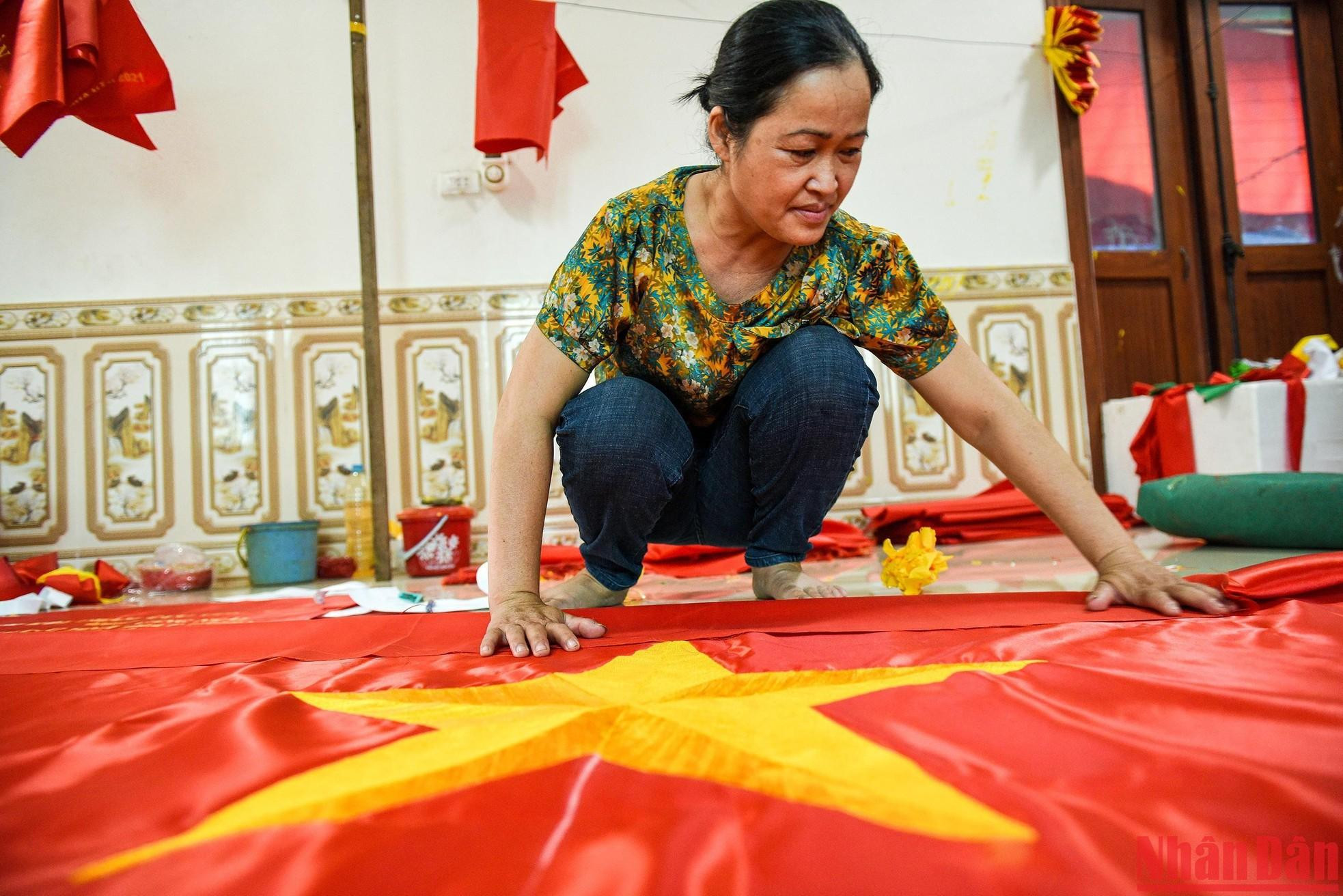 She said “Once engaged in this job, we do not want to do any other jobs. Whenever we see flags in solemn places or appearing on television, we feel very proud because we made those flags.” She said “Once engaged in this job, we do not want to do any other jobs. Whenever we see flags in solemn places or appearing on television, we feel very proud because we made those flags.”