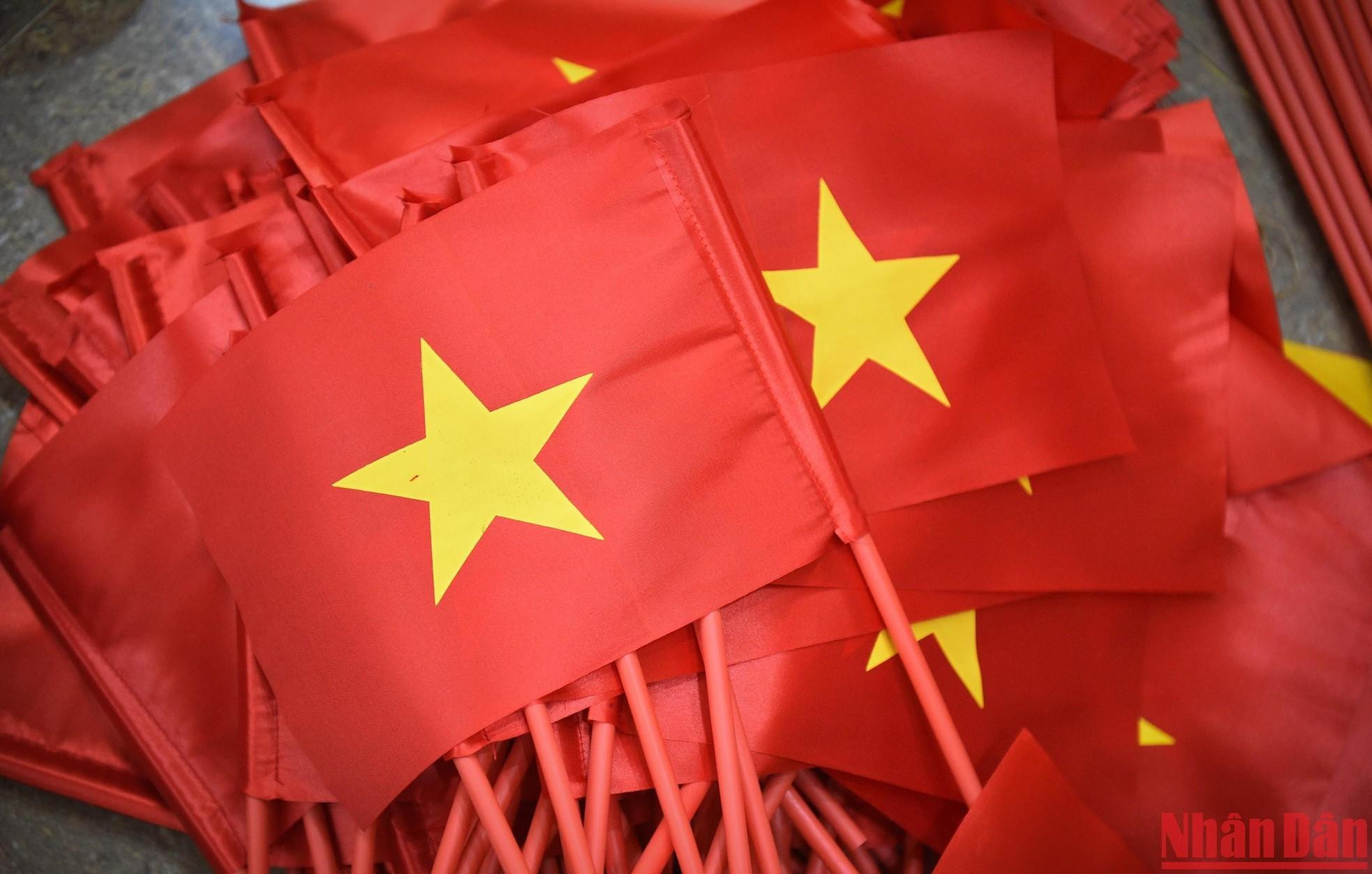 Tu Van is known as the largest flag-making village in Hanoi. Tu Van is known as the largest flag-making village in Hanoi.