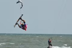 Mui Ne emerges as one of Asia's top kitesurfing destinations (Photo: VNA)