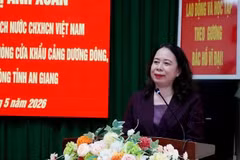 Vice President Vo Thi Anh Xuan speaking at the meeting