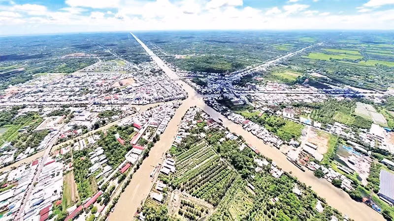 Aerial view of Nga Bay City. (Photo: nhandan.vn)