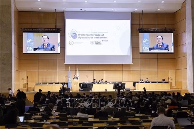 Chairman of the Vietnamese National Assembly (NA) Tran Thanh Man addresses a general debate of the sixth World Conference of Speakers of Parliament (Photo: VNA)
