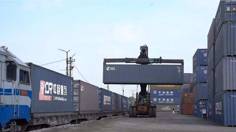 Cargo carriages are loaded for transport to Song Than Station in Ho Chi Minh City on June 3, 2026.