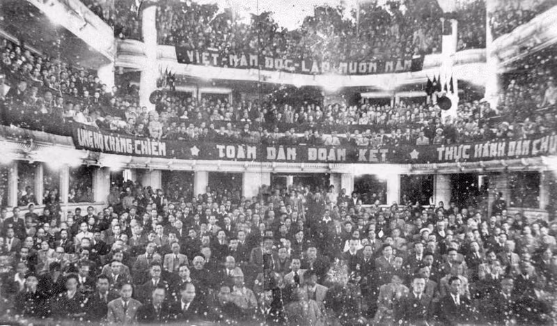 Just five months after independence was gained, in response to President Ho Chi Minh’s call, with the patriotic spirit and heroic momentum of the August Revolution, all Vietnamese citizens aged 18 and above across the country took part in the first General Election to elect the National Assembly according to the most democratic and progressive principles. In the photo: The opening of the first session of the first-tenure National Assembly on March 2, 1946, in Ha Noi. (Photo: VNA Archives)