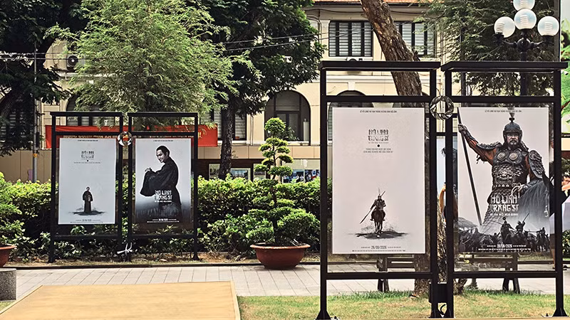 The exhibition “Golden Imprints — Pieces of Vietnamese culture in the 10th century” at Chi Lang Park. (Photo: The Ho Chi Minh City Department of Culture and Sports)