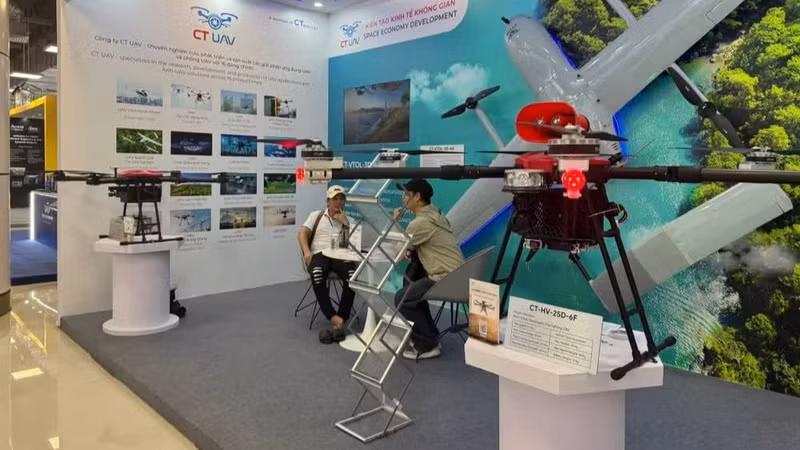 A booth displaying products at the National Innovation Day 2025. (Photo: Prof. Dr Nguyen Huu Duc)