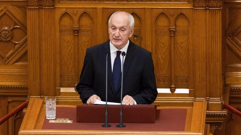 President András Baka addresses the Hungarian Parliament in Budapest after being elected on August 11, 2026. (Photo: Xinhua/VNA)