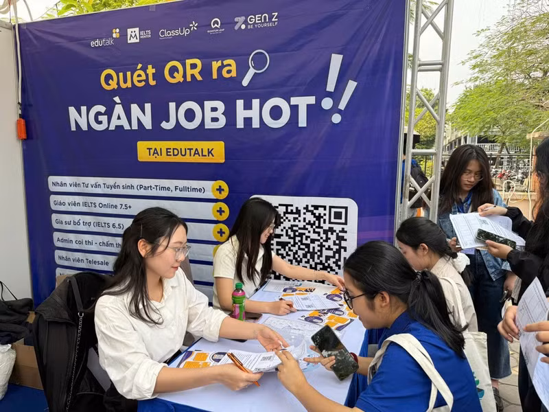 The journey of foreign language students into the labour market requires careful preparation in both quality and quantity.