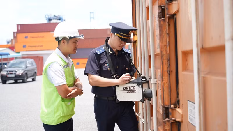 Applying risk management helps improve the effectiveness of customs controls while reducing time and costs for businesses.