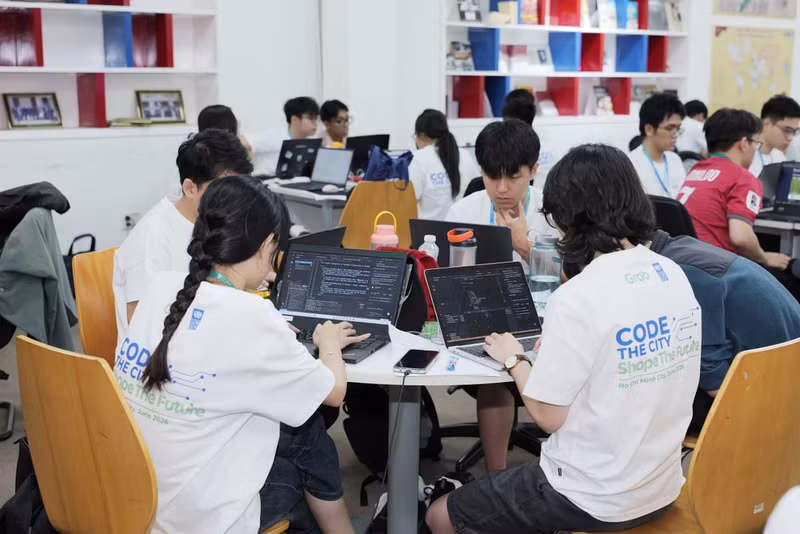 The innovation competition is designed for young people aged 18-24, especially those in technology-related fields.