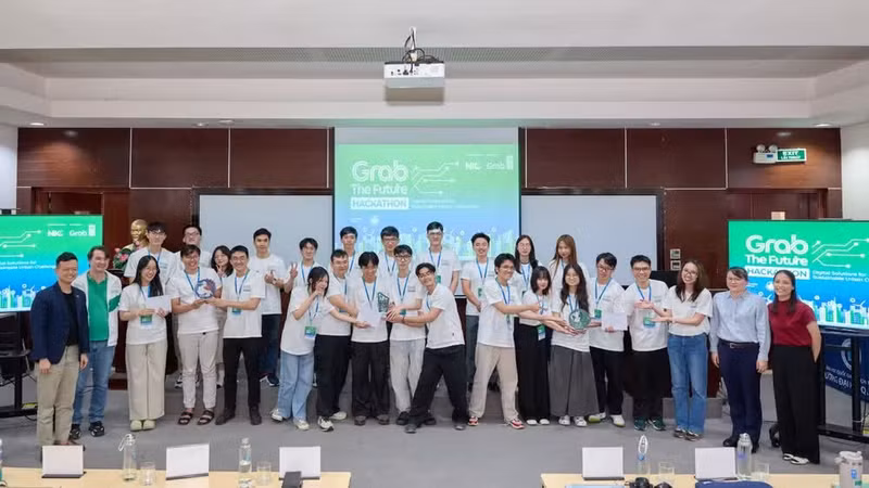 The three most outstanding technology solutions win prizes.