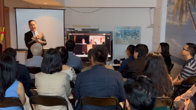 Participants in the ceremony celebrating the CVS's 10th founding anniversary in Ottawa on July 12 (Photo: VNA)