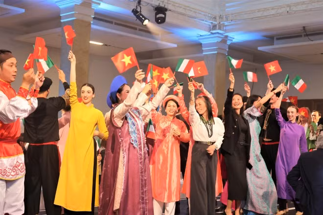A Vietnamese tourism promotion programme in Italy. (Photo: VNA)