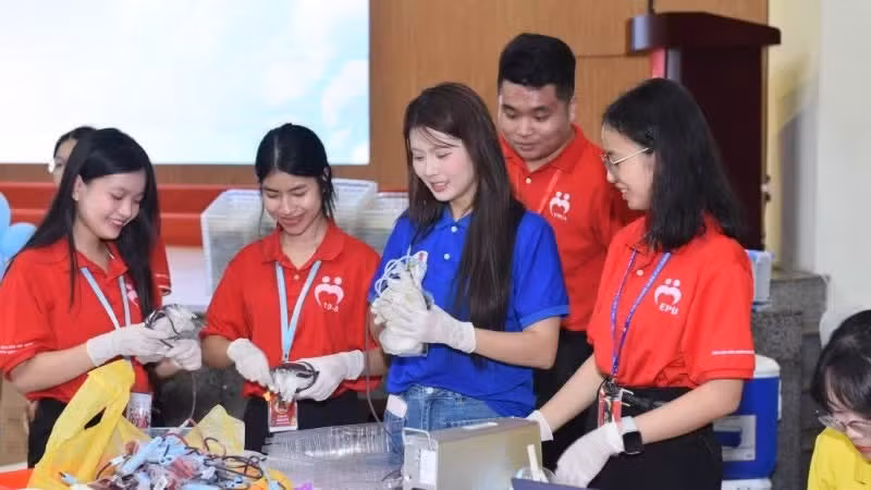 Blood donation is a noble act that helps save lives.