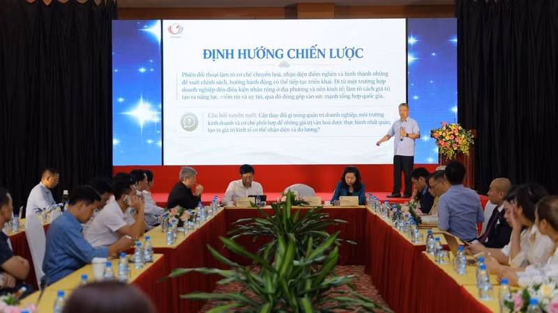 An overview of the press briefing on the morning of October 15. (Photo: the organising committee)