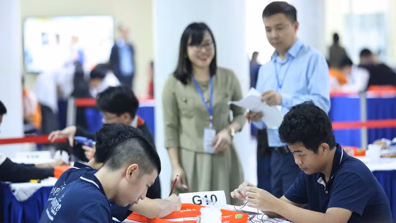 Viet Nam aims to raise research and development (R&D) spending to 2% of GDP by 2030. (Illustrative photo: nhandan.vn)