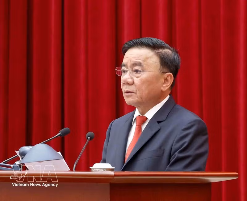 Politburo member and Permanent member of the Party Central Committee’s Secretariat Tran Cam Tu speaks at the conference on March 17. (Photo: VNA)