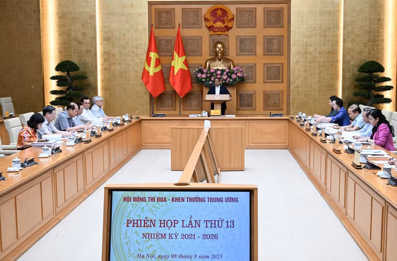 thutuong-09825-6.jpg
