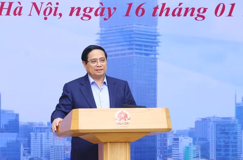 Prime Minister Pham Minh Chinh addresses the first meeting of the Steering Committee for the International Financial Centre (IFC) in Viet Nam on January 16. (Photo: VNA)
