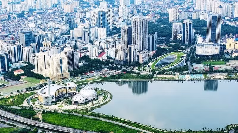 Green architecture is no longer an optional trend but has become a mandatory requirement for the future. (Photo: KHIEU MINH)