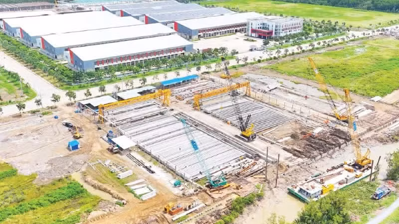Dong Thap province is focusing on attracting investment to fill the Gia Thuan 1 Industrial Cluster project in Gia Thuan commune.