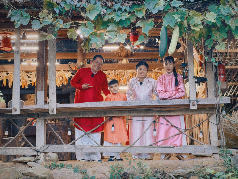 The family of Vang Thi Thong (Ban Lien, Lao Cai), a model of building a happy, civilised, and progressive family in the highlands.