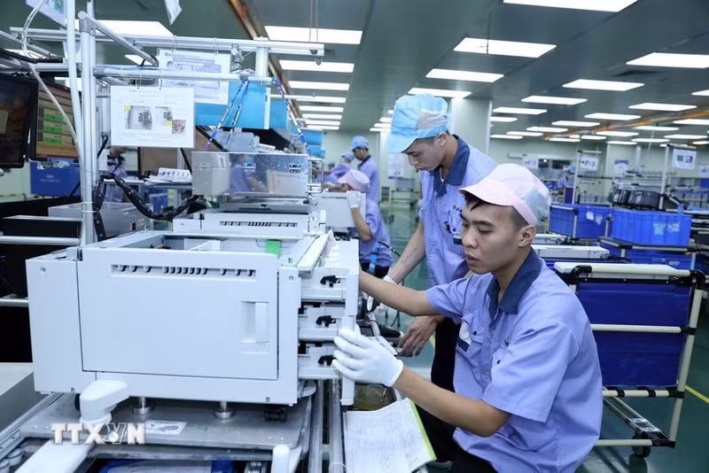 EVA Precision Industrial Co., Ltd., a Hong Kong (China)-invested enterprise based in the VSIP Hai Phong industrial and urban complex, specialises in manufacturing electronic components for office equipment. (Photo: VNA)