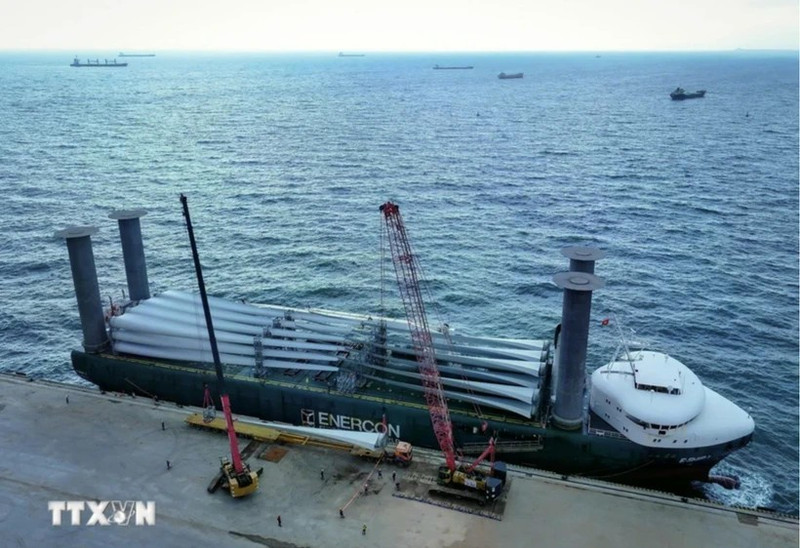 The German-flagged vessel ESHIP 1 docks at Trung Nam Ca Na International Seaport in Thuan Nam district, the south-central province of Ninh Thuan. (Photo: VNA)
