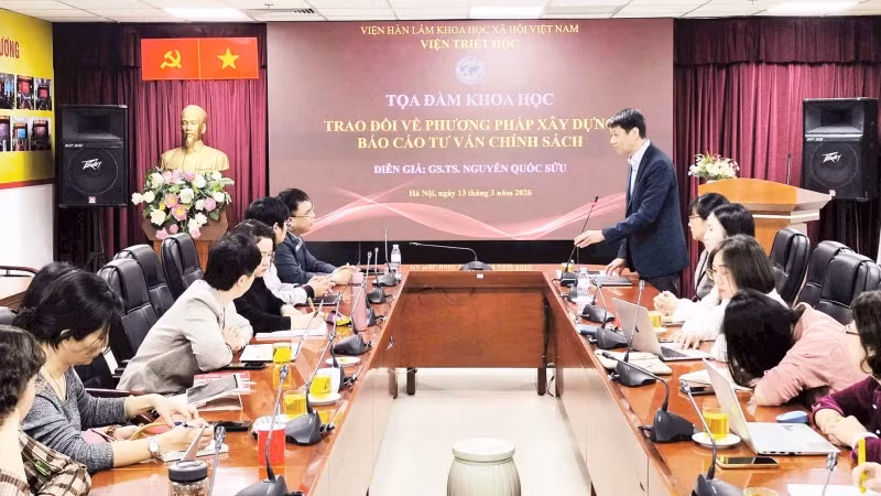 Scientific seminar on exchange on methods for constructing policy advisory reports organised by the Institute of Philosophy (Viet Nam Academy of Social Sciences).
