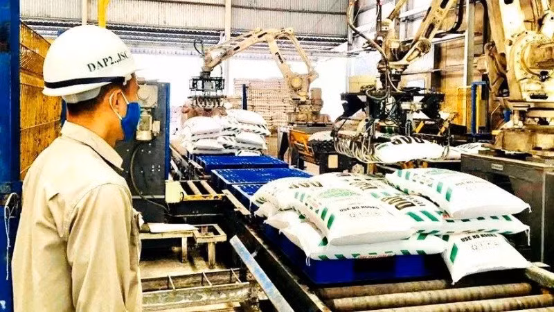 DAP fertilizer production at DAP Joint Stock Company No. 2 - Vinachem. (Photo: Vinachem)