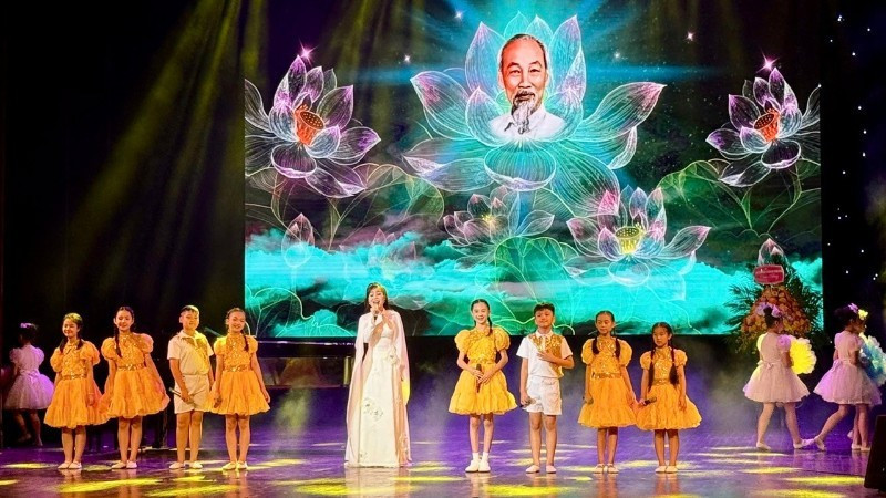 An art performance at the programme