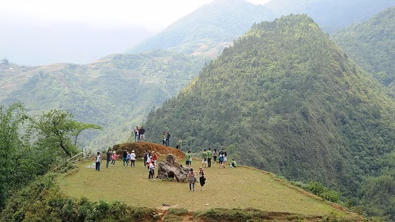 Cat Cat Village in Sa Pa is a destination chosen by many tourists when coming to Lao Cai. (Photo: KHANH AN)