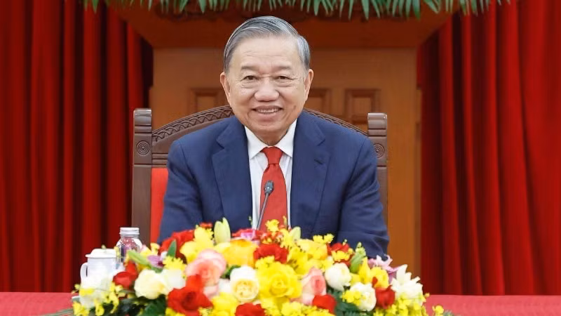 General Secretary of the Communist Party of Viet Nam (CPV) Central Committee To Lam holds phone talks with First Secretary of the Communist Party of Cuba Central Committee and President of Cuba Miguel Díaz-Canel on January 26 evening (Ha Noi time). (Photo: VNA)