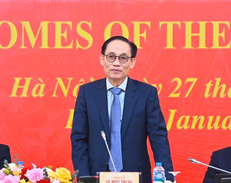 Politburo member and Minister of Foreign Affairs Le Hoai Trung speaks at the meeting with representatives of foreign diplomatic missions and international organisations on outcomes of the 14th National Party Congress. (Photo: VNA)