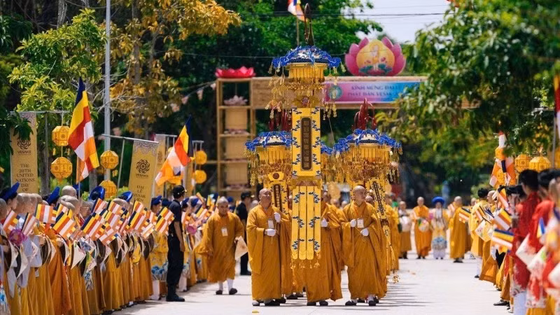 The 20th United Nations Day of Vesak in 2025 was held in Ho Chi Minh City. This is an international cultural and religious festival, a confluence of beliefs about peace. (Photo courtesy of the Organising Committee)