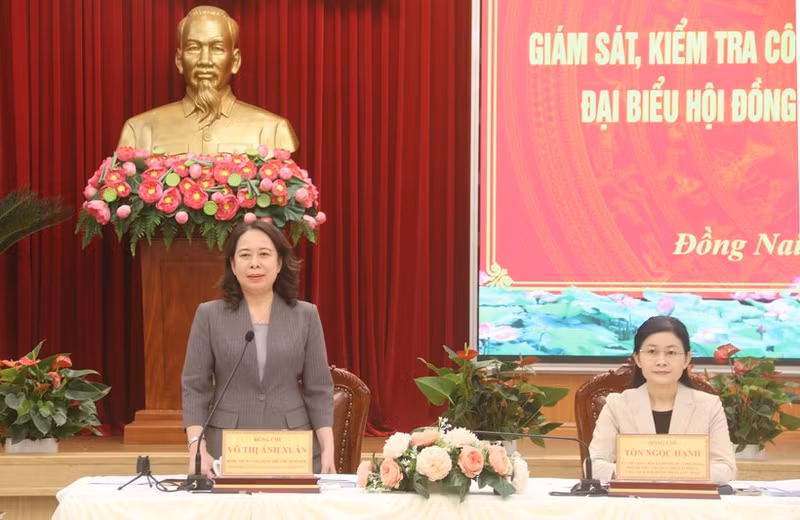 Vice State President Vo Thi Anh Xuan speaks at the working session (Photo: VNA)