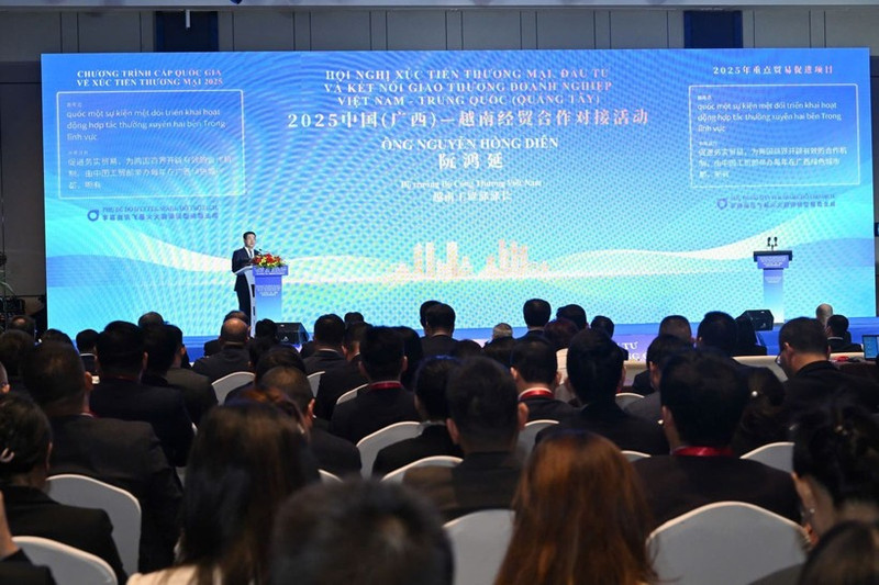 An overview of the Viet Nam–China (Guangxi) Trade, Investment Promotion, and Business Connection Conference. (Photo: VNA)
