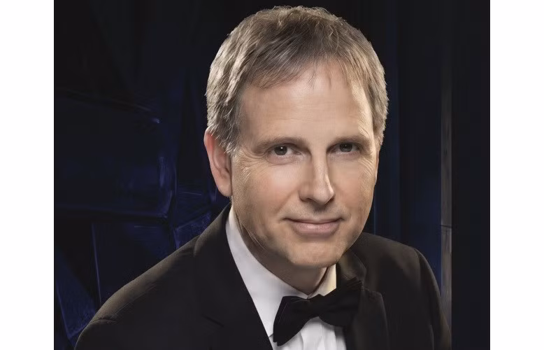 Internationally acclaimed pianist Kevin Kenner (Photo: VCMA)