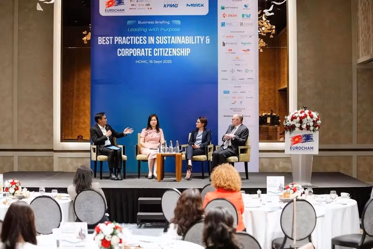 Overview of the forum.