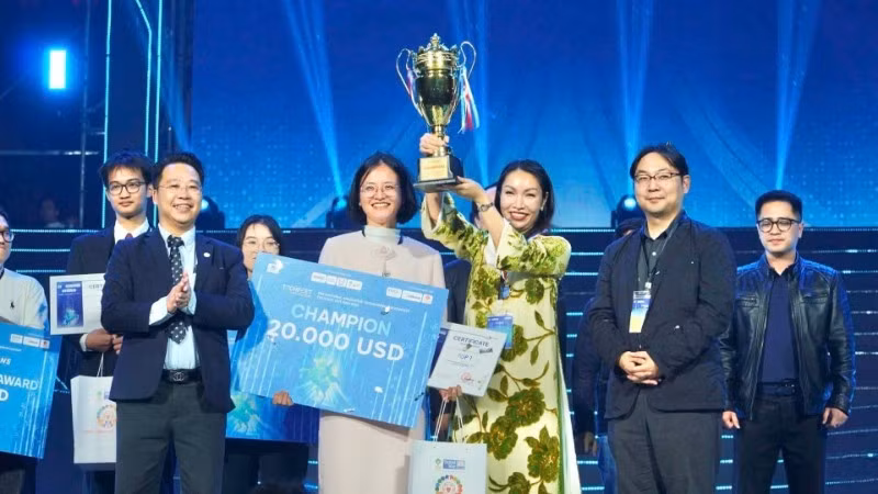The high-quality coconut propagation biotechnology project developed by Growlab Co., Ltd. wins the top prize at the 2025 National Innovative Start-up Talent Search Competition.