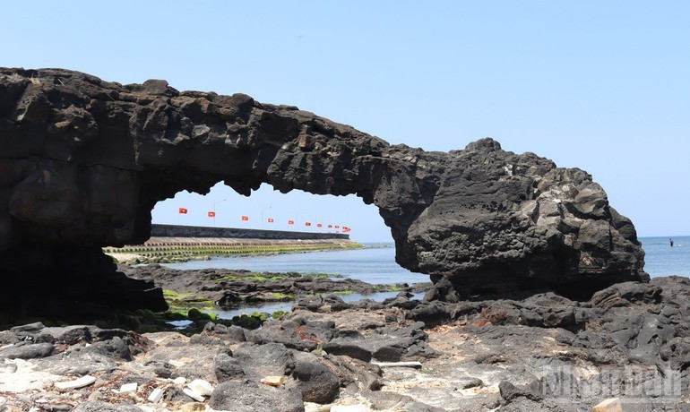 To Vo Gate, Ly Son Special Zone, Quang Ngai Province. (Photo: Hien Cu)