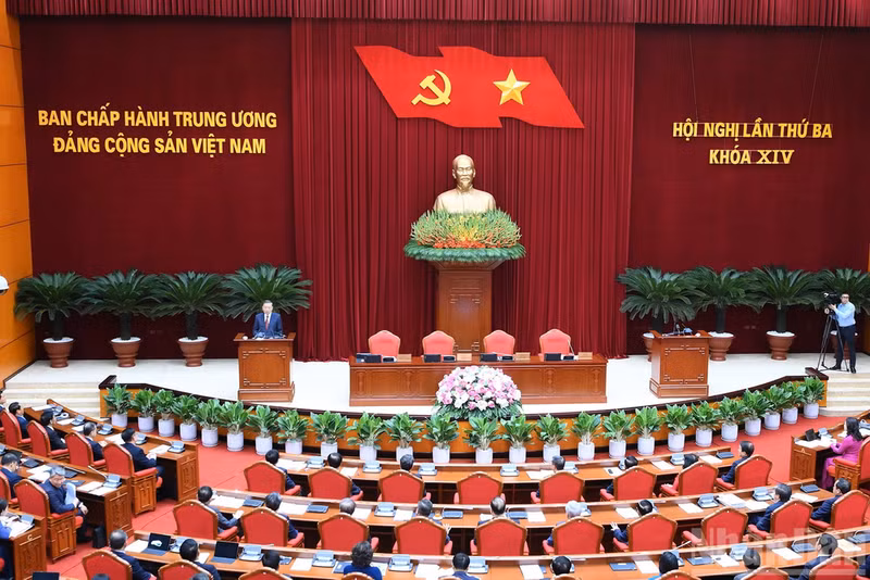 An overview of the third plenum of the 14th Party Central Committee. (Photo: DANG KHOA)