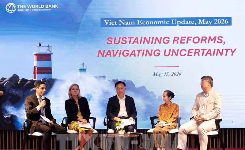 Speakers at the press conference (Photo: VNA)