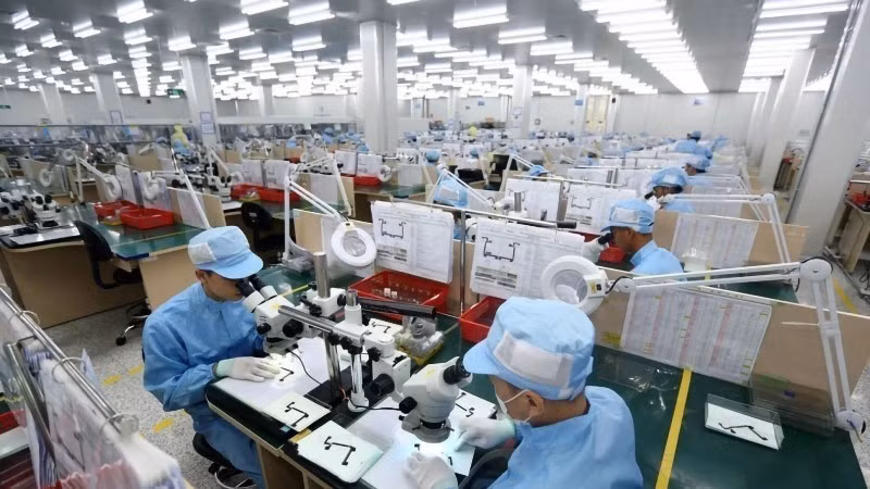 After nearly 40 years of Doi Moi (Renewal), Viet Nam has become one of the region’s most successful destinations for foreign direct investment (FDI). (Photo: NDO)