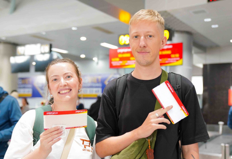 Vietjet passengers
