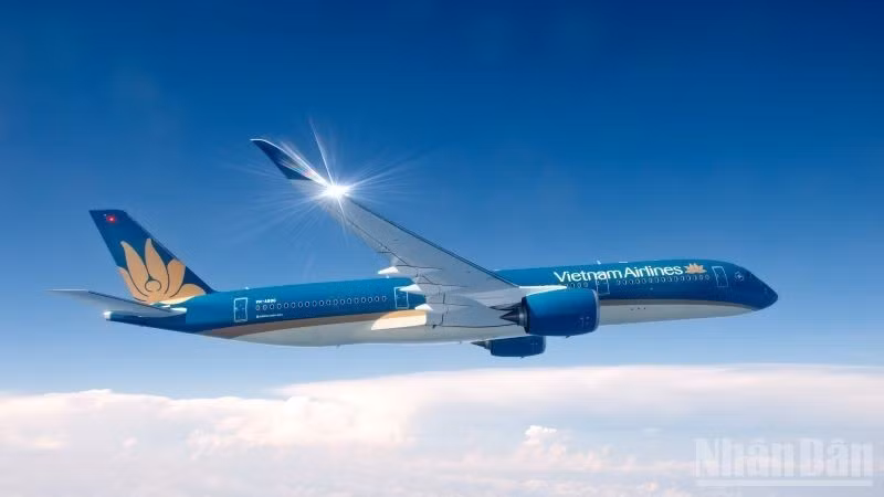 Vietnam Airlines has announced the launch of a direct air service connecting Ha Noi and Amsterdam starting June 2026, marking Viet Nam’s first time operating a non-stop flight to the Netherlands.